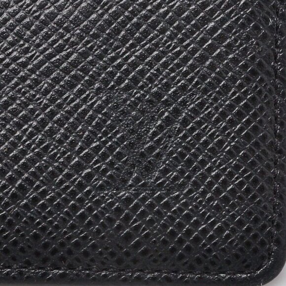 Louis Vuitton Black Taiga Leather Checkbook Wallet - Picture 4 of 8